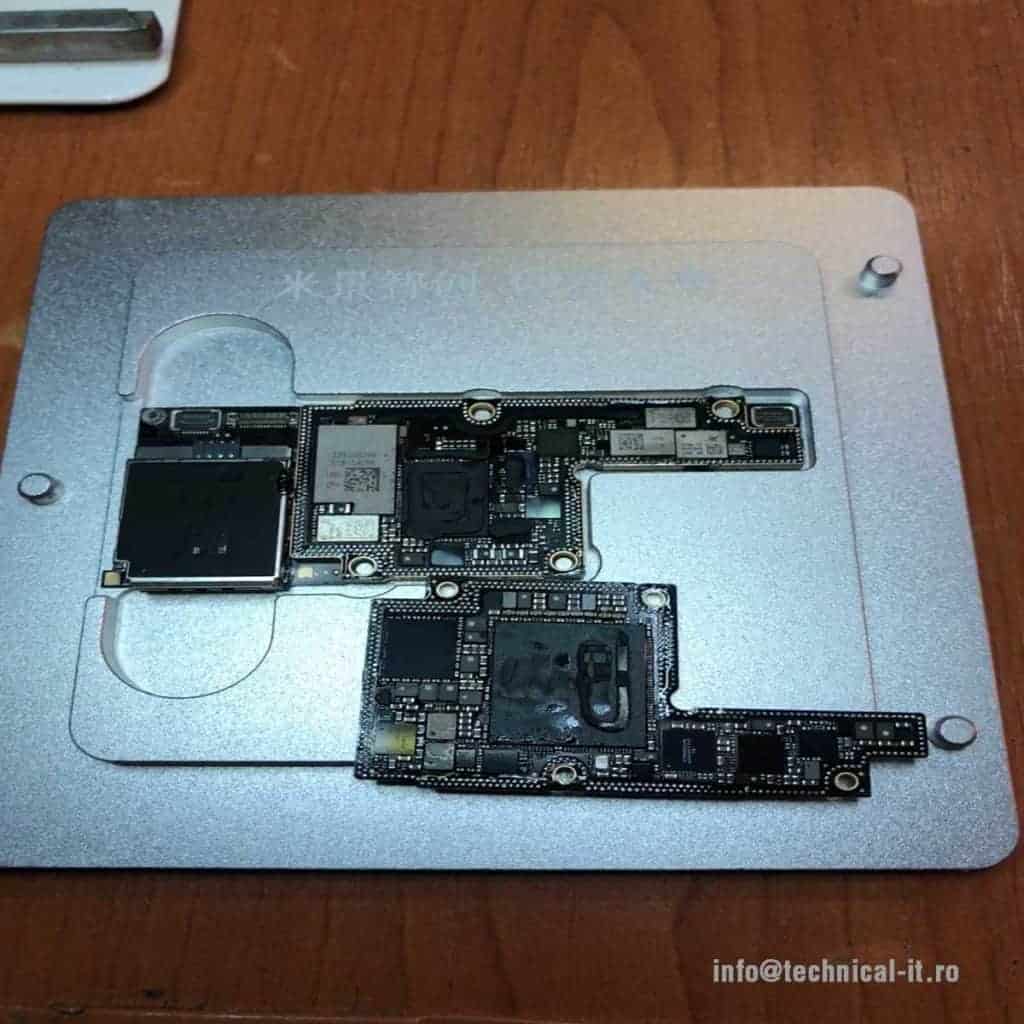 Reparatie logic board iPhone X